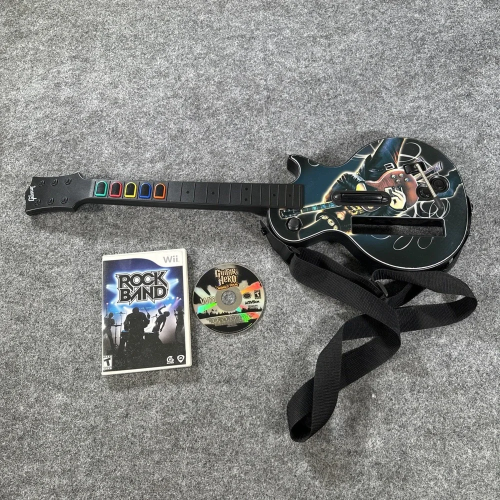 Nintendo Wii Gibson Les Paul w/ Strap & Guitar Hero World Tour And Rock Band